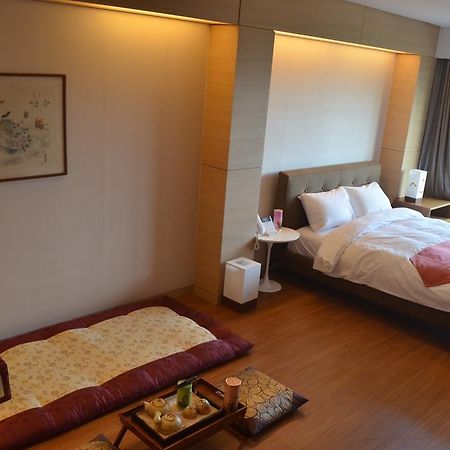 Lake Hills Bugok Resort Changnyeong Exterior foto